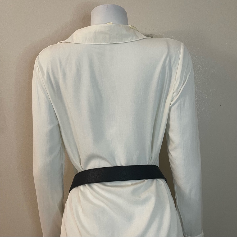 Black faux leather skinny belt - Picture 3 of 9